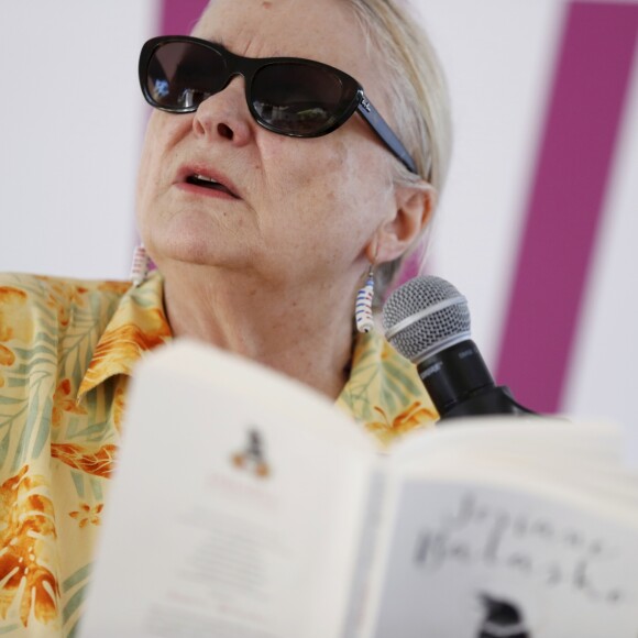 Josiane Balasko durant la première journée du 24e festival du livre de Nice le 31 mai 2019. © Dylan Meiffret/Nice-Matin/Bestimage