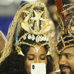 Russel Wilson et sa femme Ciara s'amusent au carnaval de Rio de Janeiro au Brésil, le 3 mars 2019.