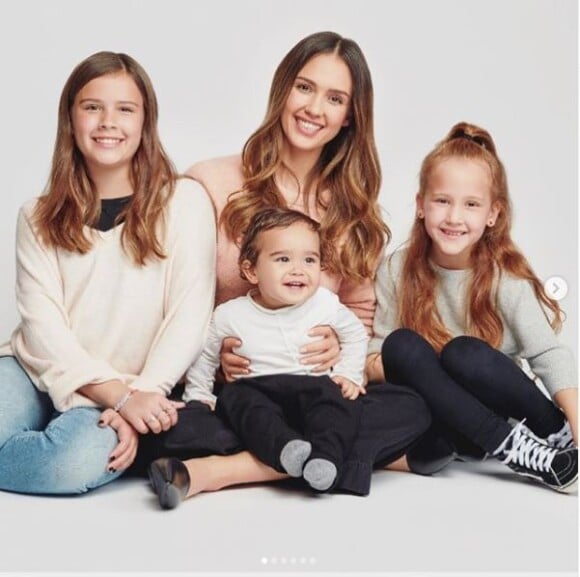 Jessica Alba et ses enfants Honor, Haven et Hayes.