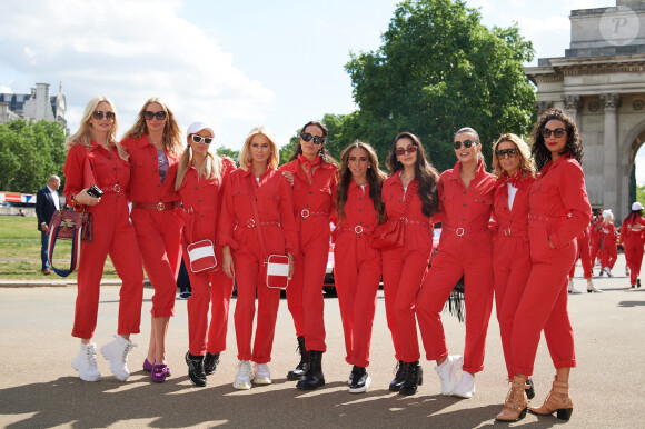 Paris Hilton, Caroline Stanbury, Chloe Green, Lily Becker et les participantes au rally caritatif "Cash & Rocket Ball" à Wellington, le 6 juin 2019.