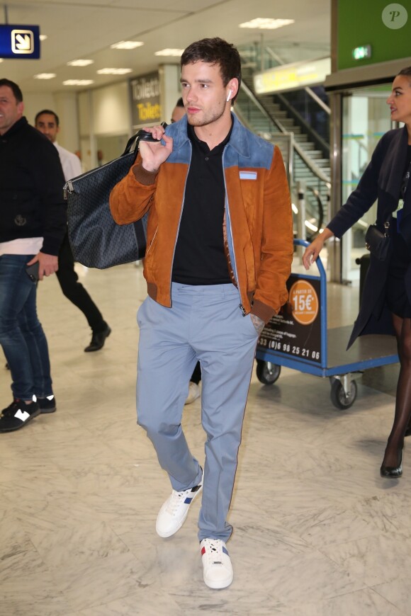 Liam Payne arrive à l'aéroport de Nice en marge du 72ème Festival International du Film de Cannes, le 18 mai 2019.