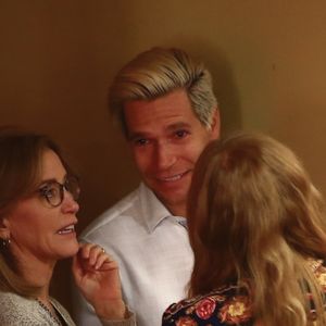 Felicity Huffman et son mari William H. Macy sont allés assister à la remise du diplôme de leur fille Sofia Grace à Hollywood, Los Angeles, le 10 juin 2019