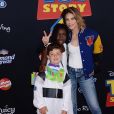 Jillian Michaels et ses enfants Phoenix et Lukensia à la première du film d'animation Disney et Pixar "Toy Story 4" au théâtre El Capitan à Los Angeles, Californie, Etats-Unis, le 11 juin 2019.