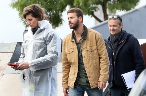Exclusif - Matt Pokora (M Pokora) se lance un nouveau défi : jouer la comédie. En effet, le chanteur tourne les premières scènes de son premier film pour TF1 probablement intitulé "Les Oubliés" ou il interprète le rôle du fils d'une femme atteinte de la maladie d'Alzheimer. © Patrick Bernard/Bestimage
