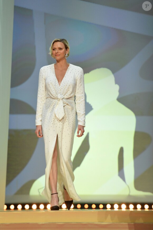 La princesse Charlene de Monaco (en robe Louis Vuitton) lors de la cérémonie de remise des Nymphes d'or du 59e Festival de Télévision de Monte-Carlo au Grimaldi Forum à Monaco le 18 juin 2019. © Bruno Bebert/Bestimage
