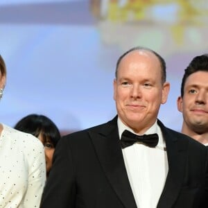 La princesse Charlene (robe Louis Vuitton) et le prince Albert II de Monaco et Michael Douglas lors de la cérémonie de remise des Nymphes d'or du 59e Festival de Télévision de Monte-Carlo au Grimaldi Forum à Monaco le 18 juin 2019. © Bruno Bebert/Bestimage