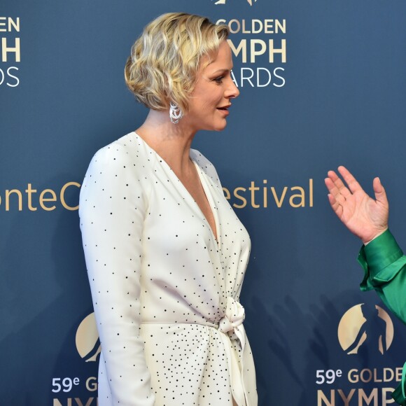 La princesse Charlene de Monaco avec l'actrice Patricia Arquette lors du photocall de la cérémonie de remise des Nymphes d'or du 59e Festival de Télévision de Monte-Carlo le 18 juin 2019 au Grimaldi Forum à Monaco. © Bruno Bebert/Bestimage