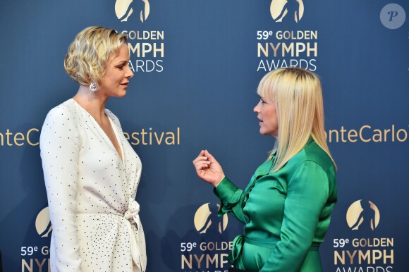 La princesse Charlene de Monaco avec l'actrice Patricia Arquette lors du photocall de la cérémonie de remise des Nymphes d'or du 59e Festival de Télévision de Monte-Carlo le 18 juin 2019 au Grimaldi Forum à Monaco. © Bruno Bebert/Bestimage