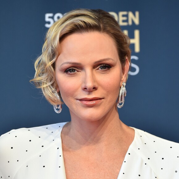 La princesse Charlene de Monaco, parée de boucles d'oreilles Graff, au photocall de la cérémonie de remise des Nymphes d'or du 59e Festival de Télévision de Monte-Carlo le 18 juin 2019 au Grimaldi Forum à Monaco. © Bruno Bebert/Bestimage