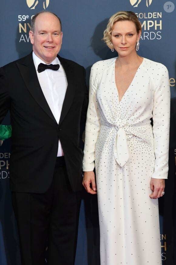 Le prince Albert II de Monaco et la princesse Charlene lors du photocall de la cérémonie de remise des Nymphes d'or du 59e Festival de Télévision de Monte-Carlo le 18 juin 2019 au Grimaldi Forum à Monaco. © Bruno Bebert/Bestimage