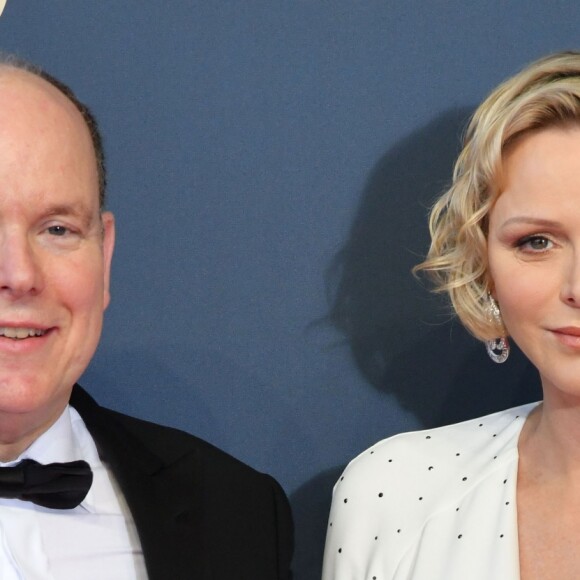 Le prince Albert II de Monaco et la princesse Charlene lors du photocall de la cérémonie de remise des Nymphes d'or du 59e Festival de Télévision de Monte-Carlo le 18 juin 2019 au Grimaldi Forum à Monaco. © Bruno Bebert/Bestimage