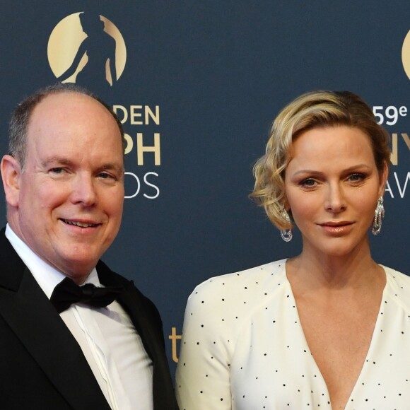 Le prince Albert II de Monaco et la princesse Charlene lors du photocall de la cérémonie de remise des Nymphes d'or du 59e Festival de Télévision de Monte-Carlo le 18 juin 2019 au Grimaldi Forum à Monaco. © Bruno Bebert/Bestimage