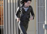 Kristen Stewart trop rock n' roll sur son nouveau film... elle se blesse lors d'une scène ! Regardez !
