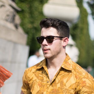 Sophie Turner et son mari Joe Jonas rentrent de leur croisière entre amis sur la Seine. Ils sont accompagnés de Nick Jonas et sa femme Priyanka Chopra, Wilmer Valderrama et sa compagne Amanda Pacheco. Paris, le 24 juin 2019.