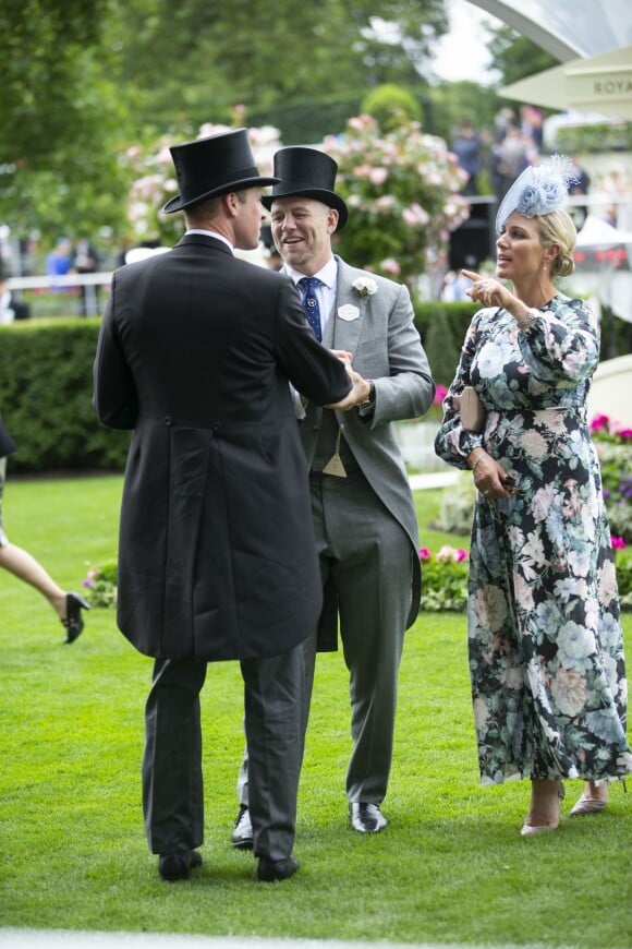 Mike et Zara Tindall avec le prince William lors du Royal Ascot le 18 juin 2019.
