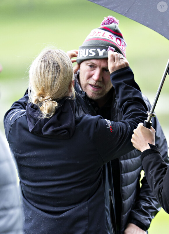 Zara (Phillips) et Mike Tindall lors du tournoi de golf caritatif ISPS Handa Mike Tindall Celebrity Golf Classic à Suitton Coldfield le 17 mai 2019.