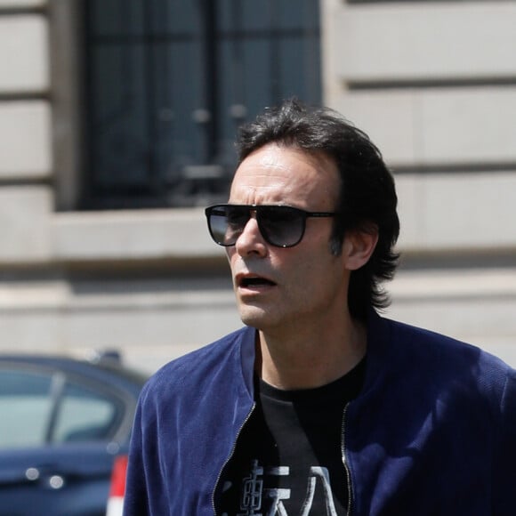 Anthony Delon arrive au défilé Redemption Haute Couture automne-hiver 2019 2020 lors de la Fashion Week de Paris, France, le 30 juin 2019. © Veeren-Clovis/Bestimage