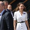 Kate Middleton, duchesse de Cambridge, en robe Suzannah à Wimbledon le 2 juillet 2019 à Londres, arrivant sur le court n°14.