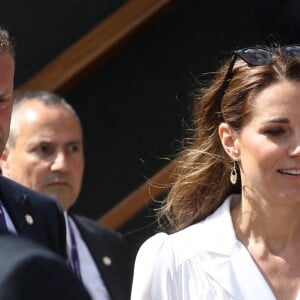 Kate Middleton, duchesse de Cambridge, en robe Suzannah à Wimbledon le 2 juillet 2019 à Londres, arrivant sur le court n°14.