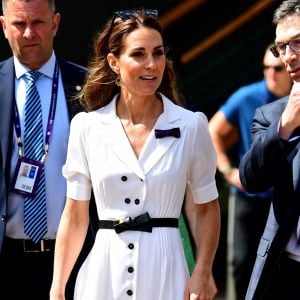 Kate Middleton, duchesse de Cambridge, en robe Suzannah à Wimbledon le 2 juillet 2019 à Londres.