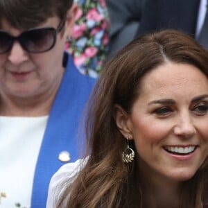 Kate Middleton, duchesse de Cambridge, dans la loge royale du court central à Wimbledon le 2 juillet 2019.