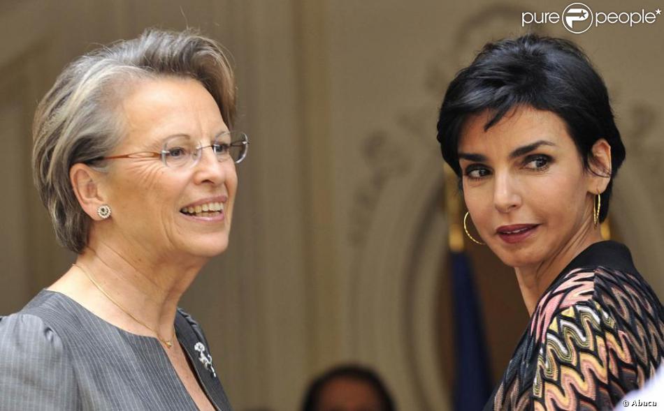Ce lundi 25 novembre, rachida dati était l'invitée de cnews pour faire la promotion de son livre la confiscation du pouvoir (plon). Rachida Dati passe le relais de ministre de la Justice à ...