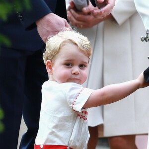 Le prince George de Cambridge - Sorties après le baptême de la princesse Charlotte de Cambridge à l'église St. Mary Magdalene à Sandringham, le 5 juillet 2015.