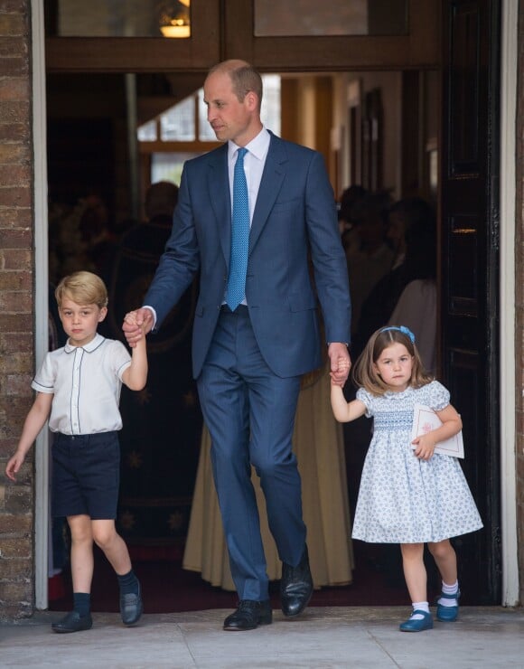 Le prince William, duc de Cambridge, et ses enfants, la princesse Charlotte, le prince George et le prince Louis - La famille royale d'Angleterre lors du baptême du prince Louis en la chapelle St James à Londres. Le 9 juillet 2018.