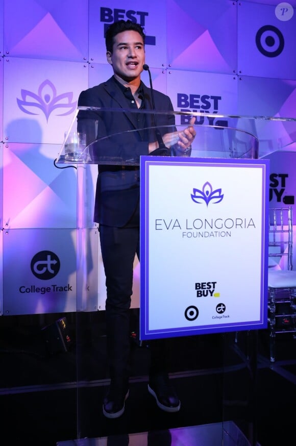 Mario Lopez - People à la soirée de gala de la fondation Eva Longoria à Beverly Hills. Le 8 novembre 2018