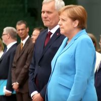 Angela Merkel encore prise de tremblements : l'inquiétude sur sa santé grandit
