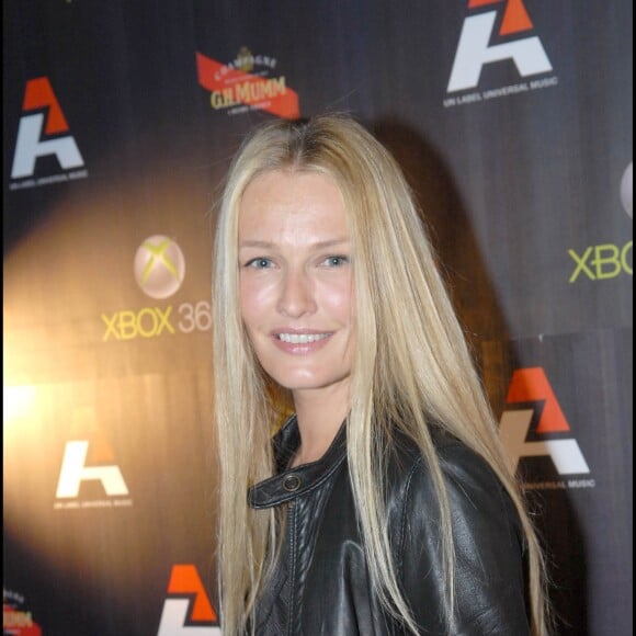Karen Mulder le 28 juin 2007 à Paris.