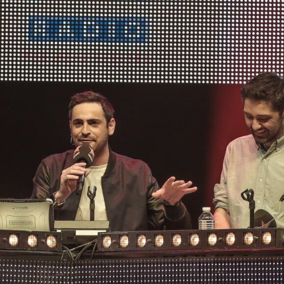 Camille Combal, Laure Cohen (Koxie), Clément Lanoue - L'emission de Camille Combal de virgin Radio en direct du Zénith de Lille le 25 juin 2015.