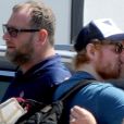Exclusif  Ed Sheeran, en partance pour Madrid, embrasse passionnément sa femme Cherry Seaborn qui reste à Ibiza le 25 juin 2019