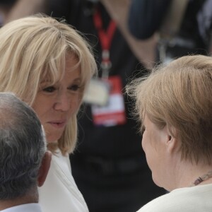 Première dame Brigitte Macron, Angela Merkel (chancelière d'Allemagne) et son mari Joachim Sauer lors du 139ème défilé militaire du 14 Juillet sur les Champs-Elysées, le jour de la Fête Nationale. Paris, le 14 juillet 2019. © Lemouton-Gorassini-Perusseau/Bestimage