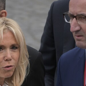 La Première dame Brigitte Macron lors du 139ème défilé militaire du 14 Juillet sur les Champs-Elysées, le jour de la Fête Nationale. Paris, le 14 juillet 2019. © Lemouton-Gorassini-Perusseau/Bestimage