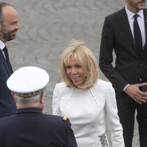 La Première dame Brigitte Macron lors du 139ème défilé militaire du 14 Juillet sur les Champs-Elysées, le jour de la Fête Nationale. Paris, le 14 juillet 2019. © Lemouton-Gorassini-Perusseau/Bestimage