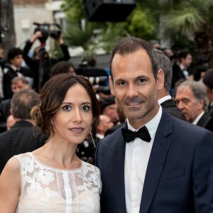 Fabienne Carat (Robe Christophe Guillarmé) et Stéphane Fiorenza - Montée des marches du film "Les plus belles années d'une vie" lors du 72ème Festival International du Film de Cannes. Le 18 mai 2019 © Jacovides-Moreau / Bestimage