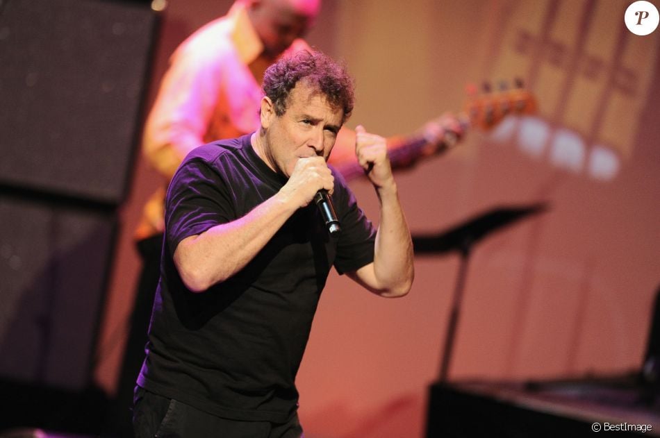 Comment Renaud l'a rendu célèbre en France — Johnny Clegg décédé Comment Renaud l'a rendu célèbre en France — Johnny Clegg décédé