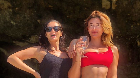 Rachel Legrain-Trapani et Émilie Nef Naf : Duo caliente en bikini au Portugal