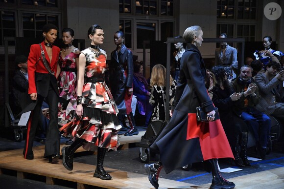 Défilé Alexander McQueen, collection automne-hiver 2019 à Paris. Le 4 mars 2019.