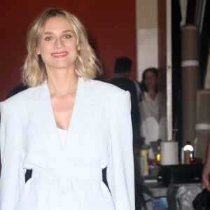 Diane Kruger quitte les studios de l'émission 'Live with Kelly & Ryan' à New York, le 18 juillet 2019.