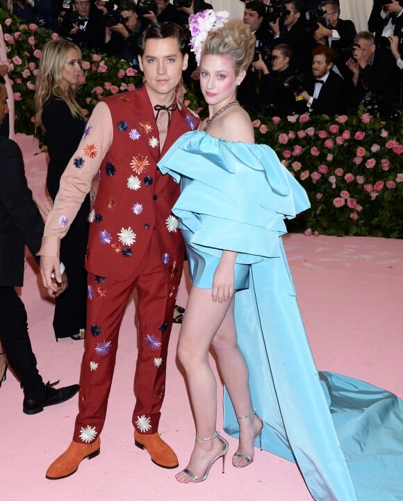 Cole Sprouse et sa compagne Lili Reinhart (habillés par Salvatore Ferragamo) - Arrivée des people à l'after party de la 71ème édition du MET Gala (Met Ball, Costume Institute Benefit) sur le thème "Camp: Notes on Fashion" au Metropolitan Museum of Art à New York, le 6 mai 2019