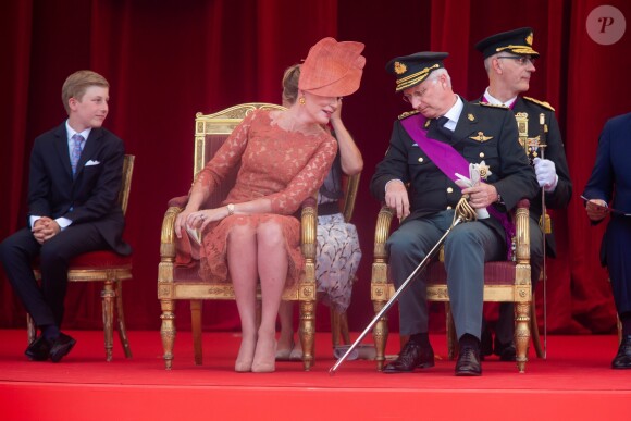 Le roi Philippe de Belgique, la reine Mathilde de Belgique lors de la parade militaire de la Fête nationale belge, le 21 juillet 2019 à Bruxelles.