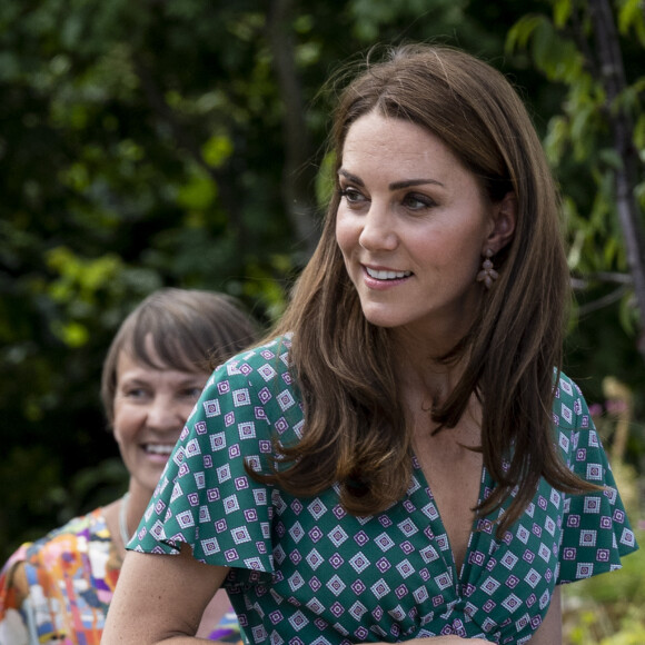 Catherine (Kate) Middleton, duchesse de Cambridge, invite les enfants du centre Anna Freud, de l'hôpital Evelina pour enfants, de Action for Children et de Place2Be à se joindre à elle pour un pique-nique suivi d'une chasse au trésor et une identification d'insectes. Londres, le 1er juillet 2019