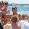 Lionel Messi, sa femme Antonella Roccuzzo, Luis Suarez, sa femme Daniella Semaan et Cesc Fabregas passent leurs vacances en famille à Formentera en Espagne le 29 juillet 2019.