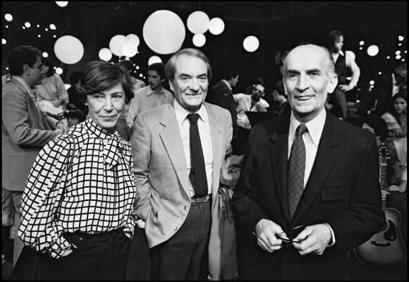 Image d'archives de Louis de Funès, sa femme Jeanne Augustine Barthélemy et Jean Carmet, Paris, le 30 novembre 1981