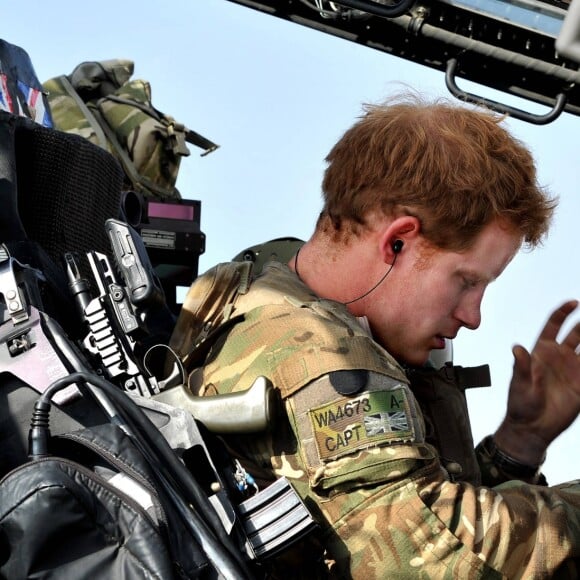 Le prince Harry d'Angleterre aura servi en tant que co-pilote d'un hélicoptère Apache pendant 4 mois au camp Bastion en Afghanistan. Son service prend fin ce le 21 janvier 2013.