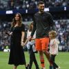 Hugo Lloris avec sa femme Marine et leurs deux filles Anna-Rose et Giulina au Tottenham Hotspur Stadium le 12 mai 2019.