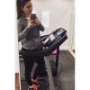 Marine Lloris arbore un joli petit ventre rond lors d'une séance de gym. Instagram, le 8 avril 2019.