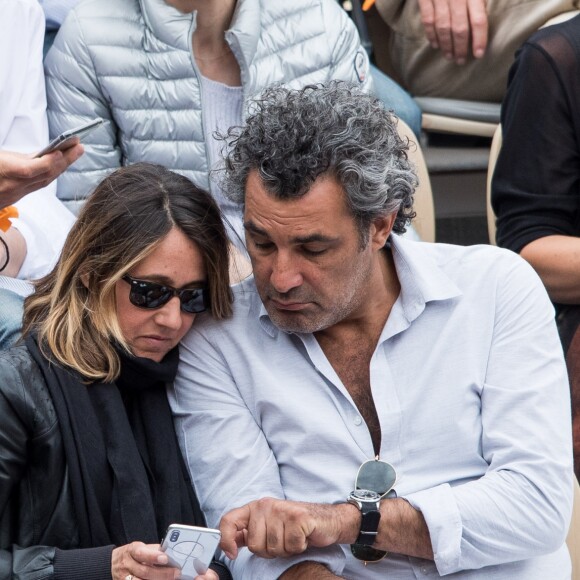 Alexia Laroche-Joubert et son compagnon Tom Benainous - People dans les tribunes lors de la finale messieurs des internationaux de France de tennis de Roland Garros 2019 à Paris le 9 juin 2019. © Jacovides-Moreau/Bestimage